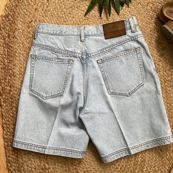 Calvin Klein Vintage Shorts - Picture 5 of 9